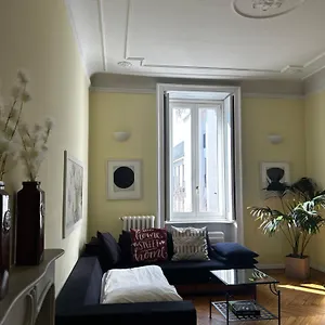 Apartment Sant'ambrogio With Charme, Mailand