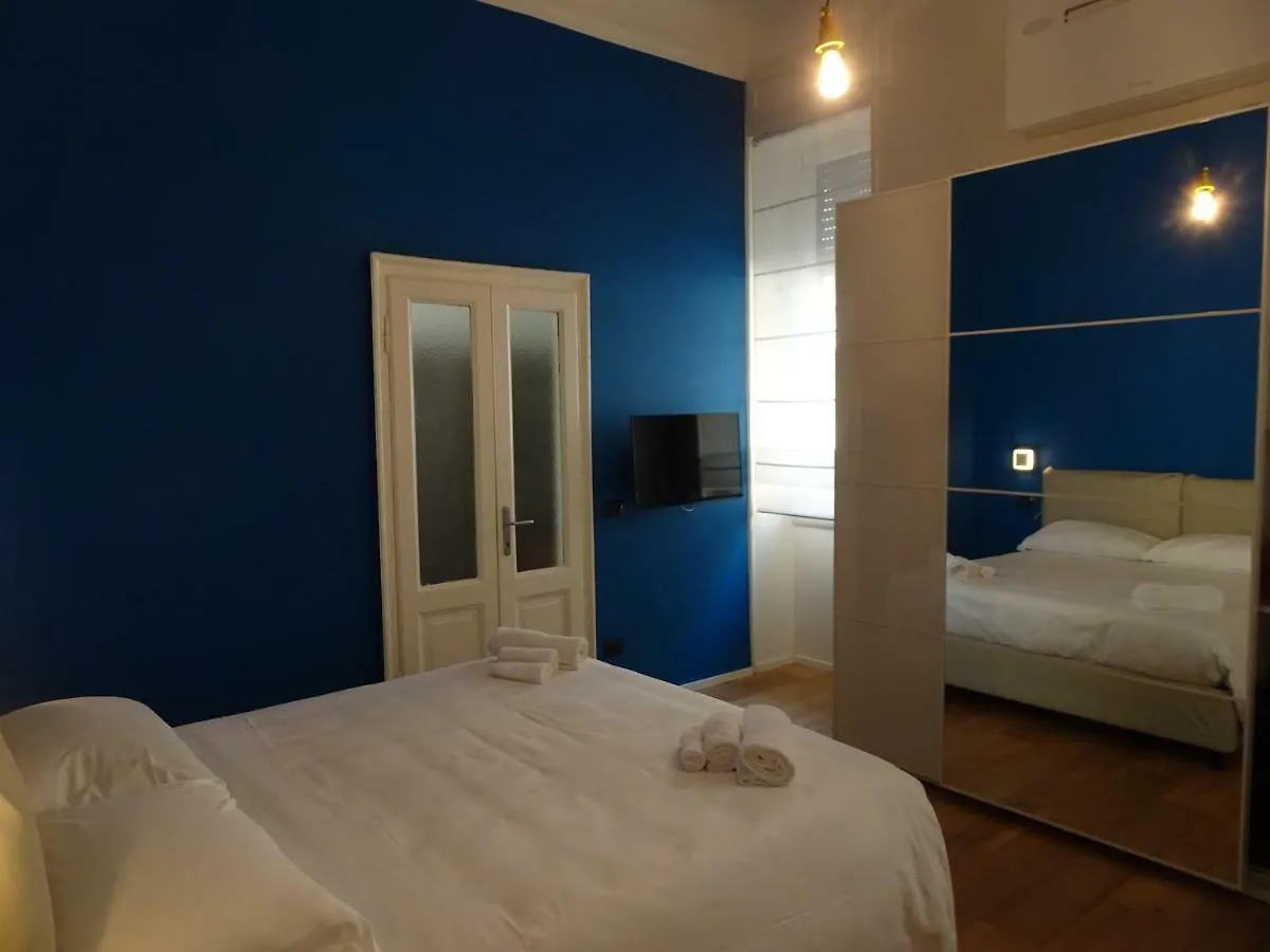Appartamento Blue design suite in Casa epoca Isola Garibaldi Milano Italia